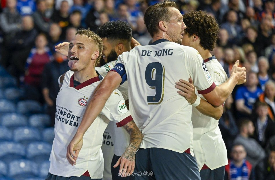 的出色发挥 的出色发挥