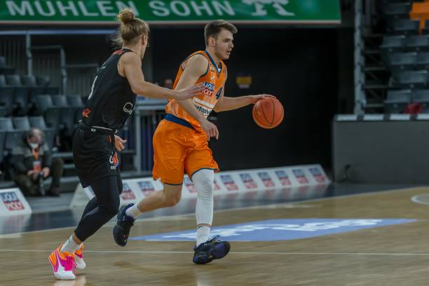 老将的战术 老将的战术